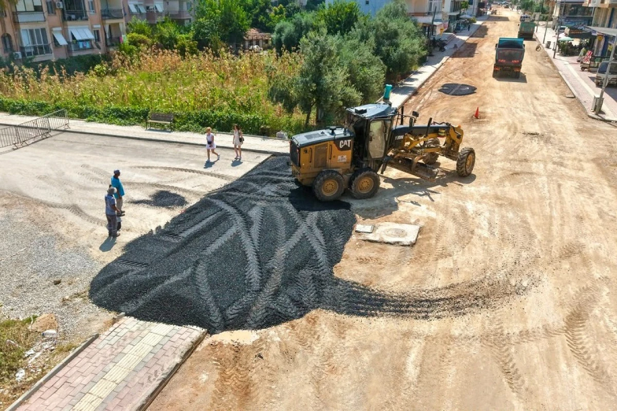 Mahmutlar Atat&uuml;rk Caddesi&rsquo;nde İlk Etap Tamamlandı