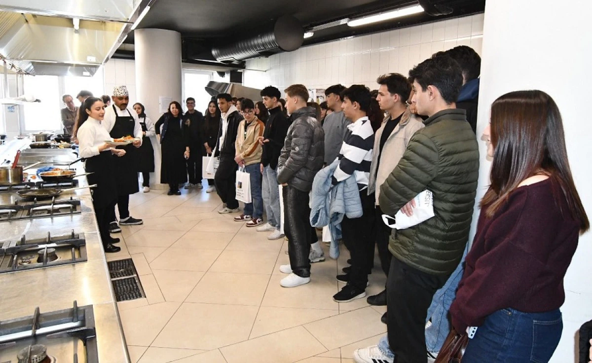 Mehmet Arif T&uuml;rktaş Anadolu Lisesi &Ouml;ğrencilerinden &Uuml;niversite Ziyareti