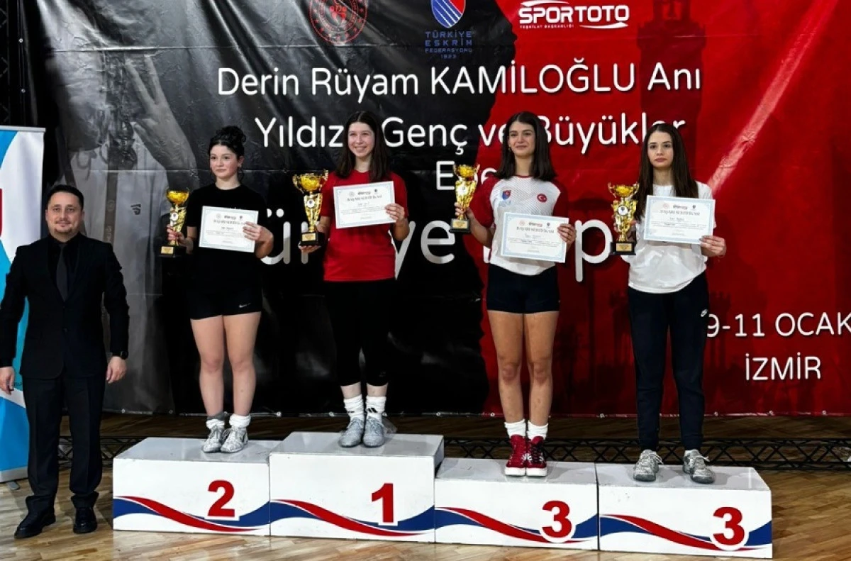 Oba Nazmi Yılmaz Anadolu Lisesi &Ouml;ğrencisi T&uuml;rkiye &Uuml;&ccedil;&uuml;nc&uuml;s&uuml; Oldu