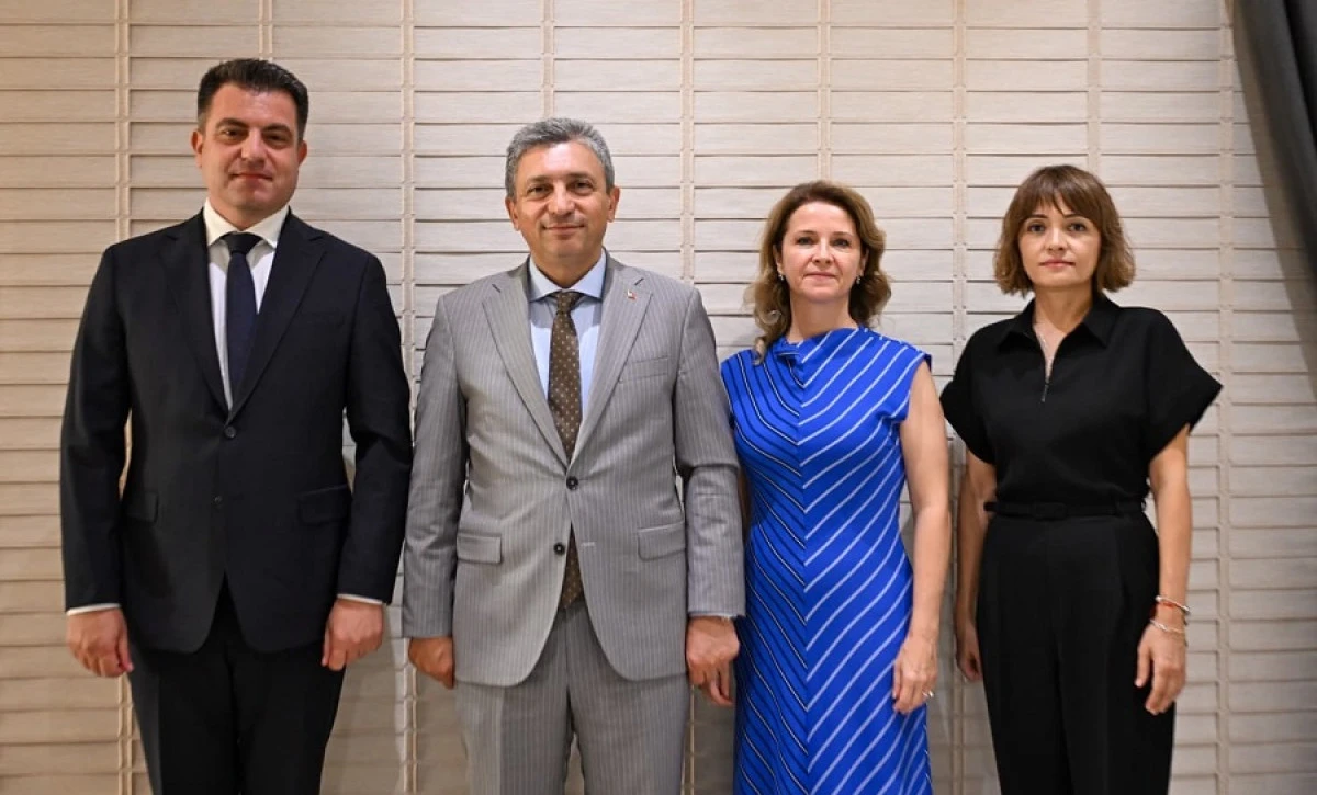 Sahil G&uuml;venlik Grup Komutanı Yarbay Coşkun&rsquo;a Veda Yemeği