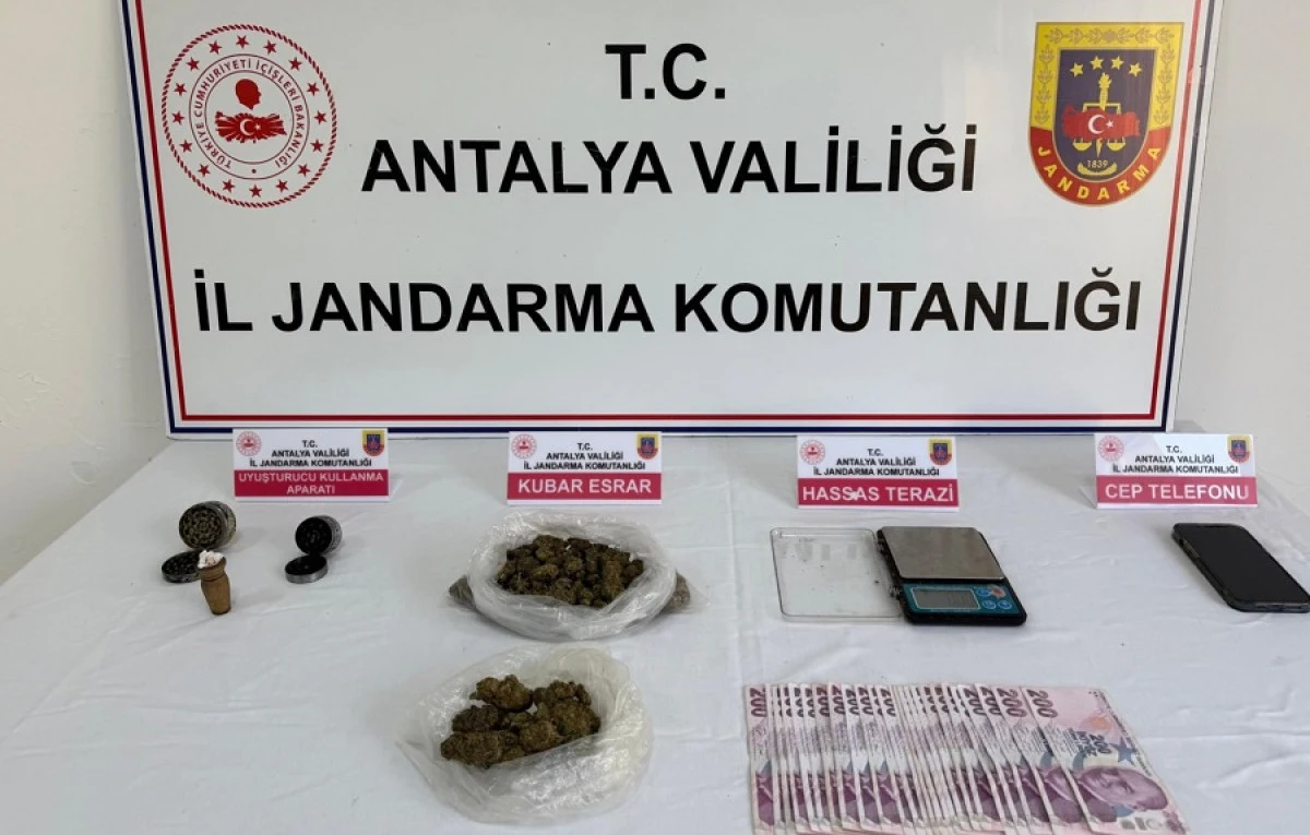 Serik'te Uyuşturucu Operasyonu: 1 Kilo Skunk Ele Ge&ccedil;irildi