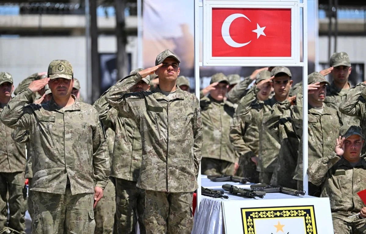 Vali Şahin, Temsili Askerlik Heyecanı Yaşayan &Ouml;zel Gen&ccedil;lerin Gururuna Ortak Oldu