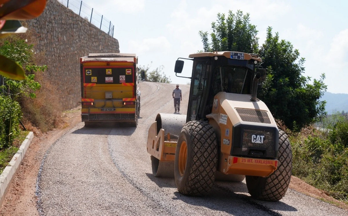 Yeşil&ouml;z&rsquo;de 15-20 Yıllık Yol Hasreti Sona Erdi