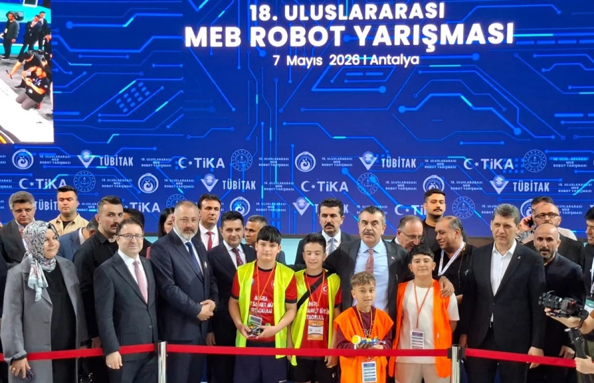 Yusuf Yılmaz, Uluslararası MEB Robot Yarışması&rsquo;na Katıldı